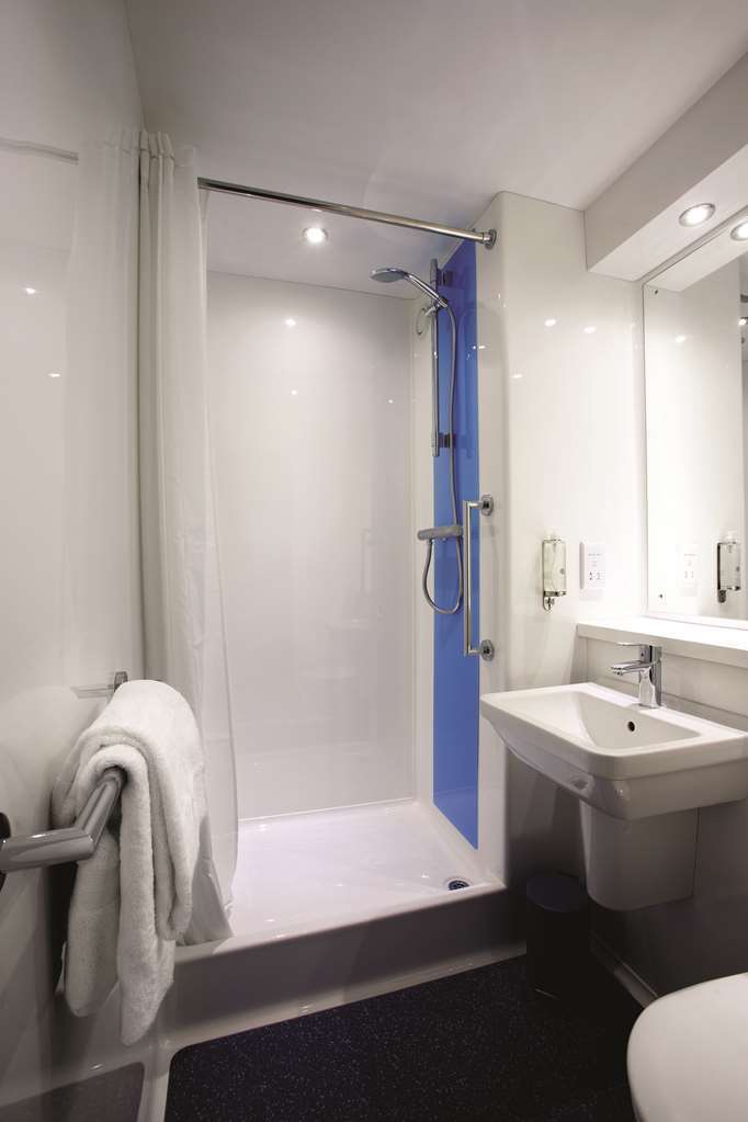 Travelodge High Wycombe Central Phòng bức ảnh