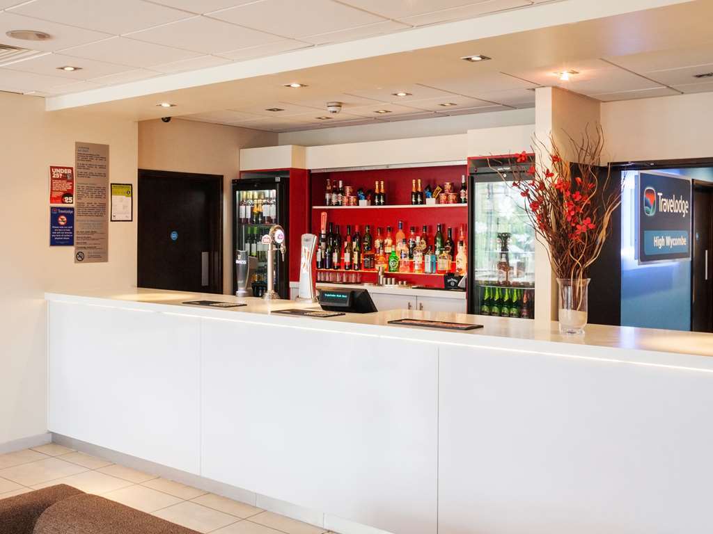 Travelodge High Wycombe Central Nhà hàng bức ảnh