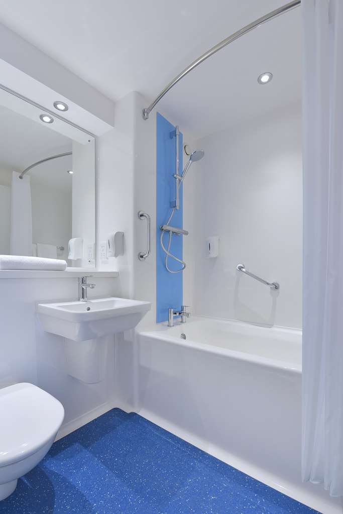 Travelodge High Wycombe Central Phòng bức ảnh